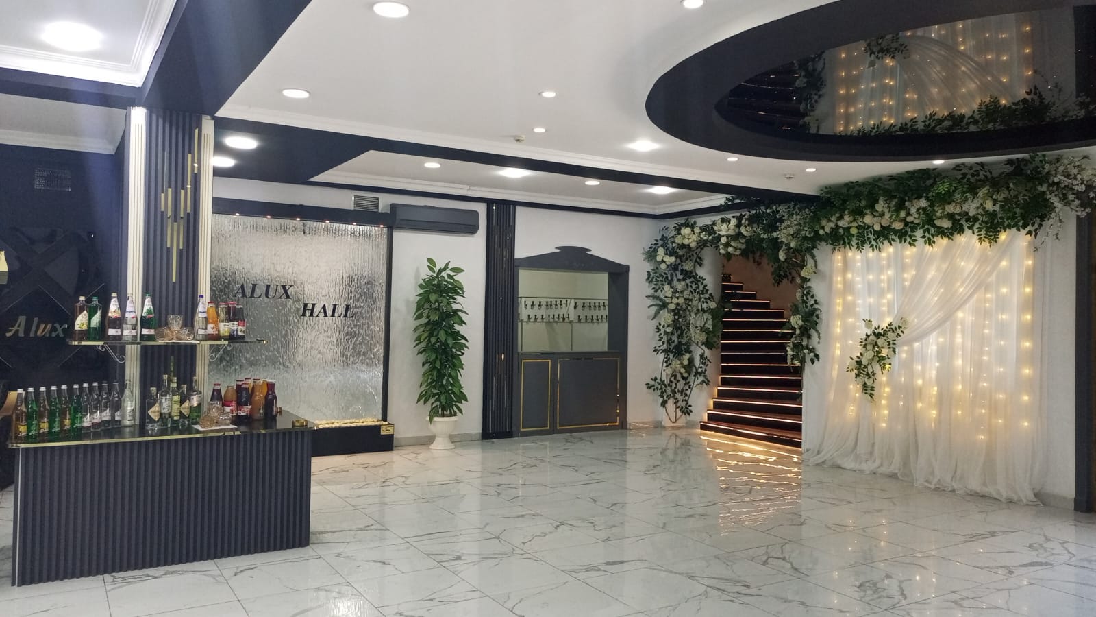 Alux Hall şadlıq sarayı - Kiçik Zal - Şəkil 2