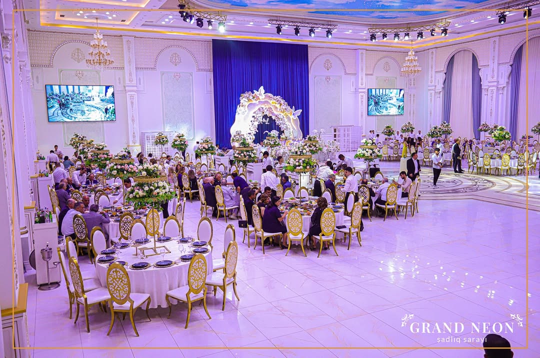 Grand Neon şadlıq sarayı - Kiçik Zal - Şəkil 2