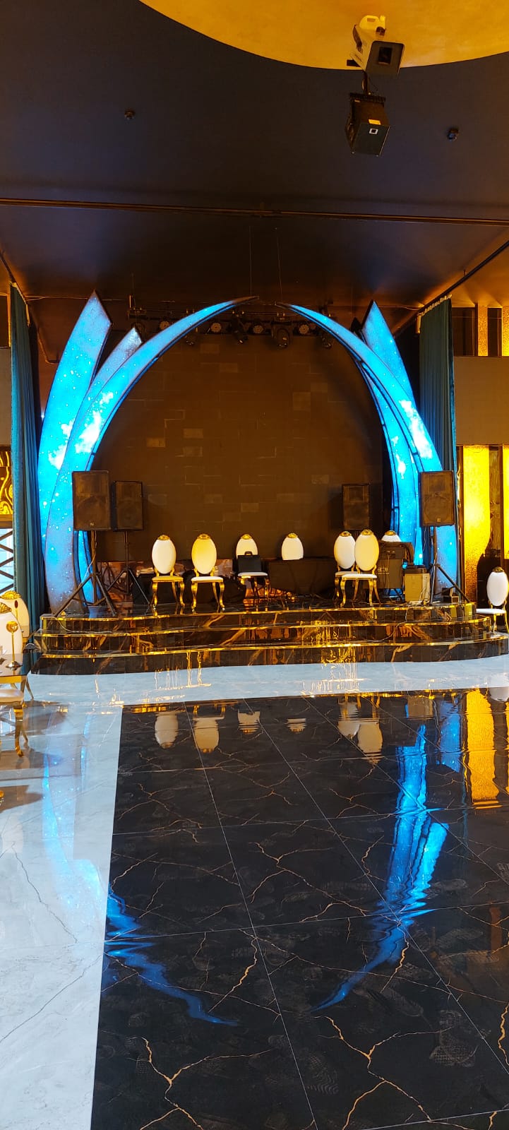 Manisa Hall böyük zal - şəkil 4