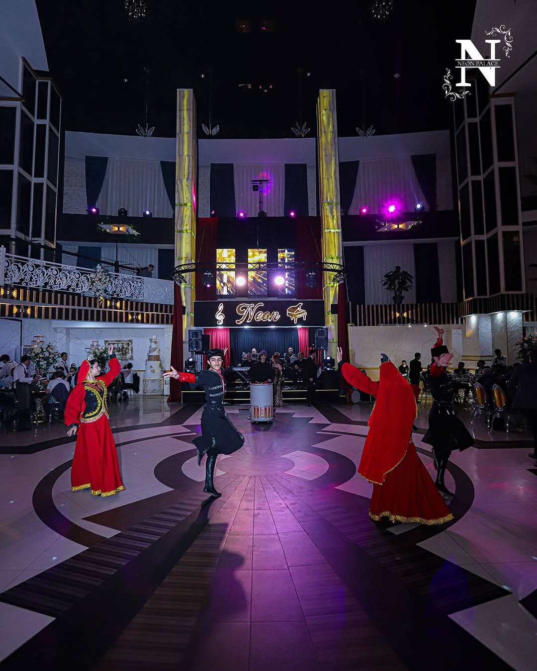 Neon Palace şadlıq sarayı - Böyük Zal - Şəkil 4