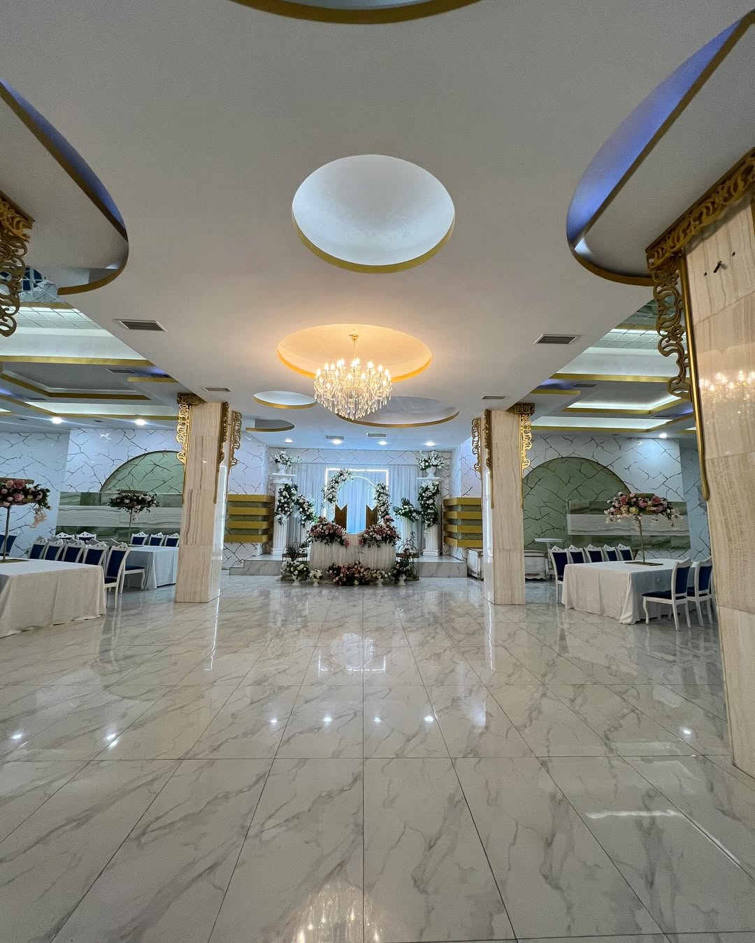 Neon Palace şadlıq sarayı - Kiçik Zal - Şəkil 2