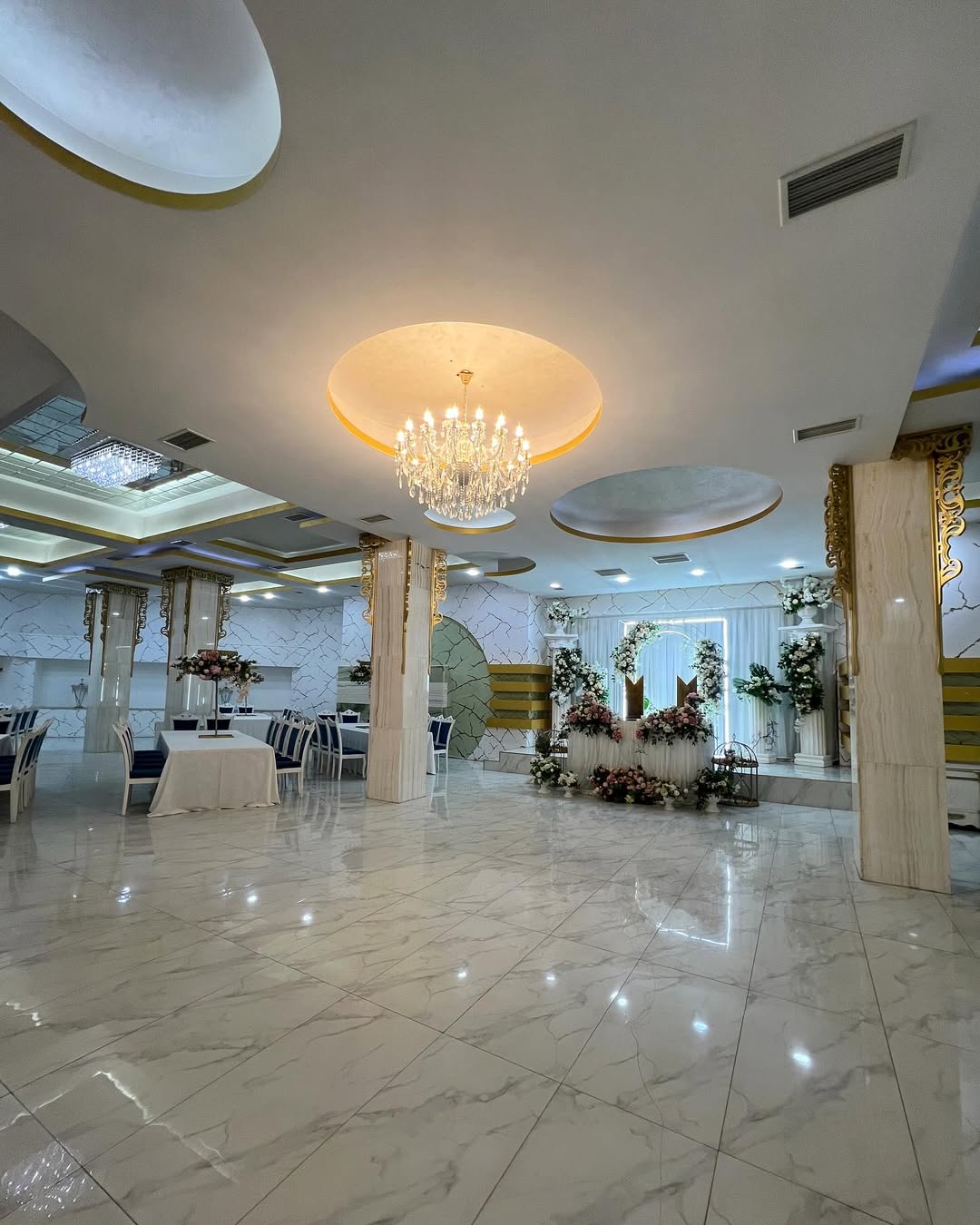 Neon Palace şadlıq sarayı - Kiçik Zal - Şəkil 3